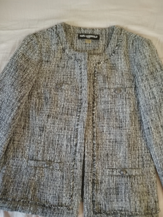 Karl Lagerfeld Jackets & Blazers - Karl Lagerfeld Gray Tweed Collarless Blazer